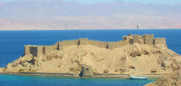 Photo of تعرف على أهم ملامح جزيرة فاروس وأهم الأنشطة السياحية بها